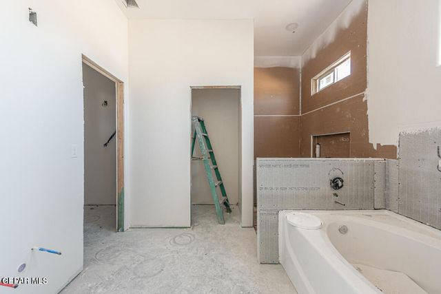 754 Delilah Avenue, Socorro, TX 79927