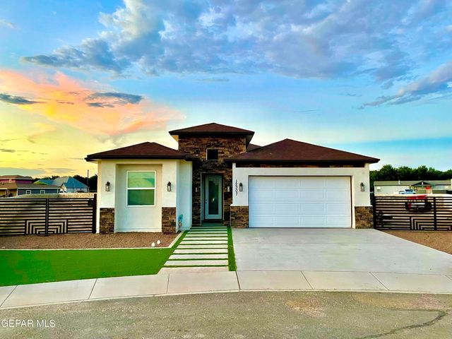 754 Delilah Avenue, Socorro, TX 79927