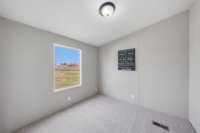 152 Pond View Drive, Decatur, TX 76234