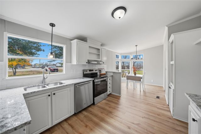 152 Pond View Drive, Decatur, TX 76234