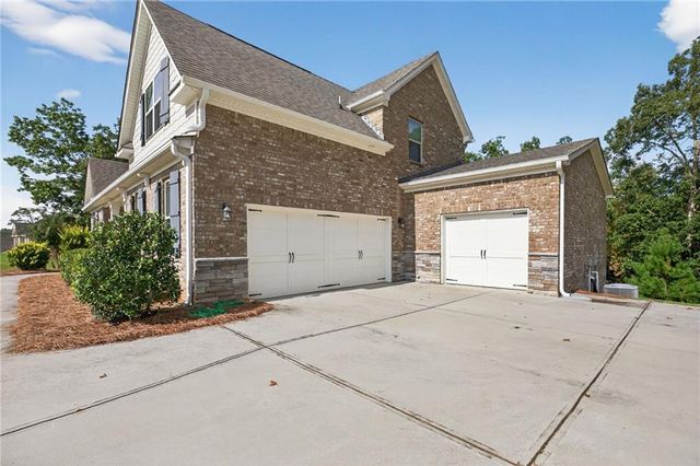 5473 Oconee Drive, Douglasville, GA 30135