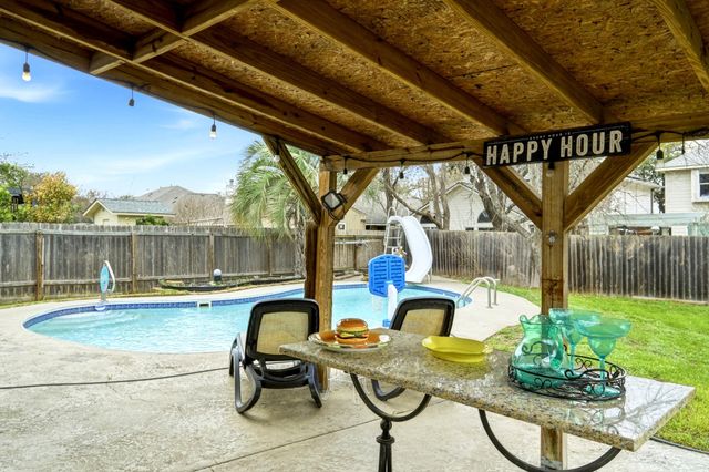 8422 Priest River DR, Round Rock, TX 78681