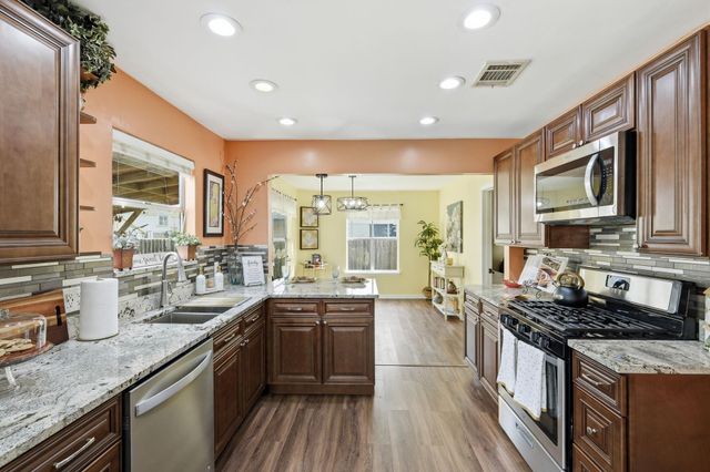 8422 Priest River DR, Round Rock, TX 78681