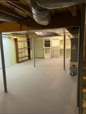 546 Lincoln St 546, Waltham, MA 02451