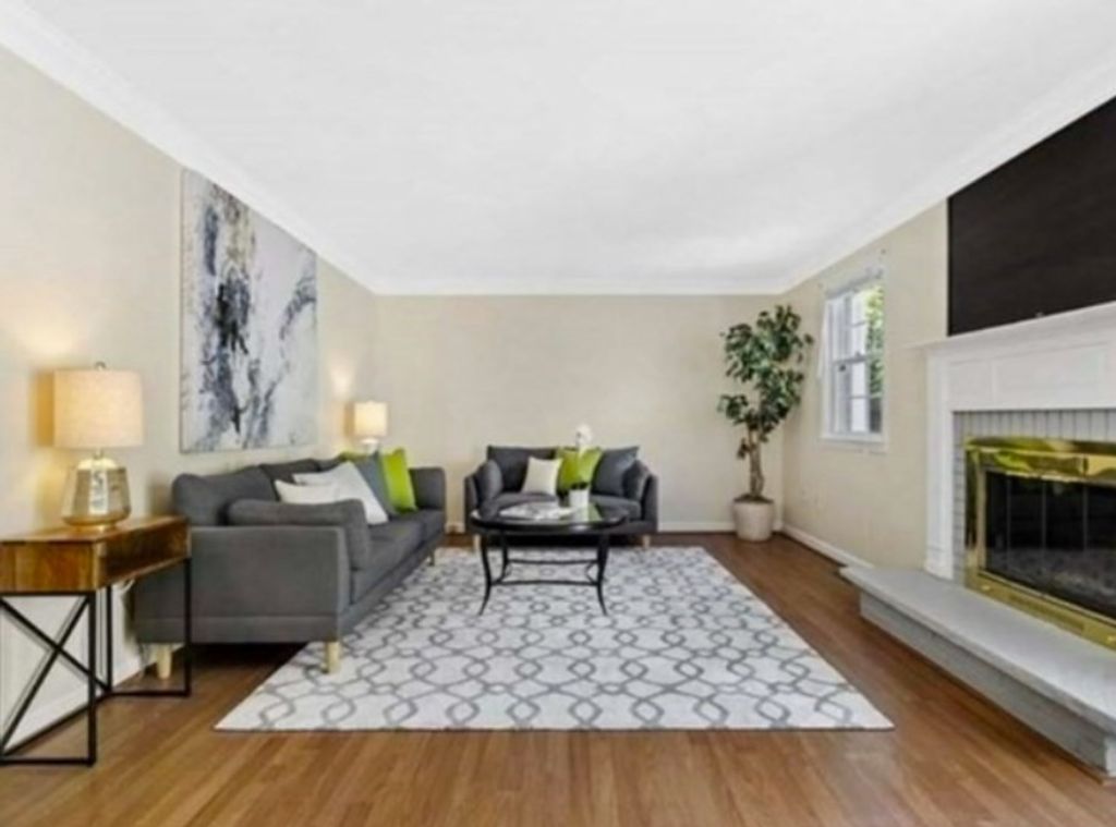 546 Lincoln St 546, Waltham, MA 02451