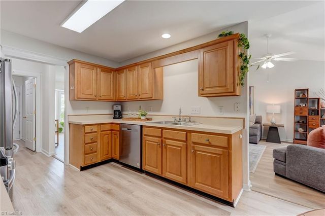 5198 Woodhollow Road, Mcleansville, NC 27301