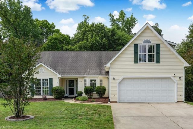 5198 Woodhollow Road, Mcleansville, NC 27301