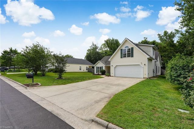 5198 Woodhollow Road, Mcleansville, NC 27301