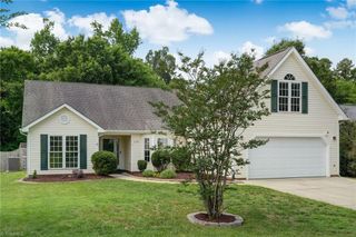 5198 Woodhollow Road, Mcleansville, NC 27301