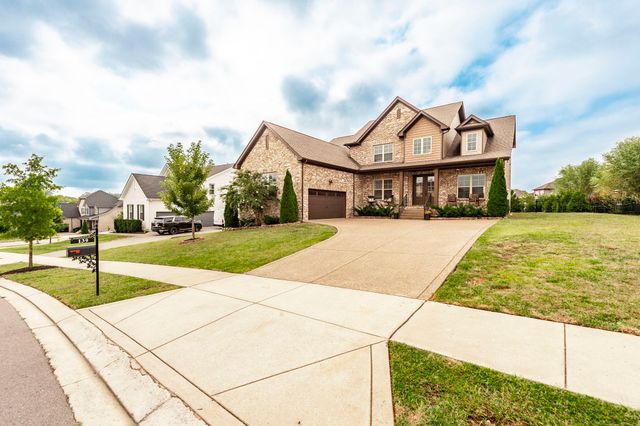 139 Compton St, Gallatin, TN 37066
