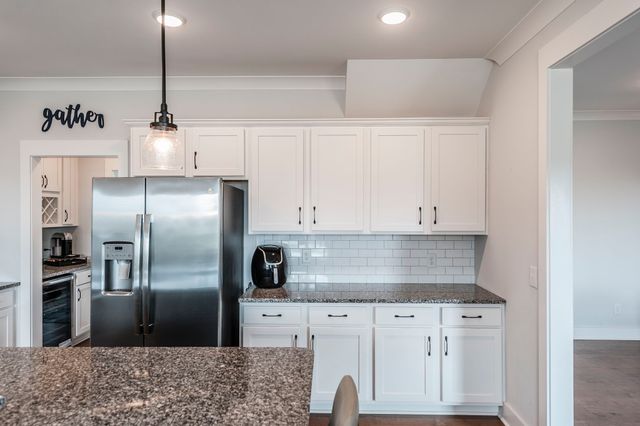 139 Compton St, Gallatin, TN 37066