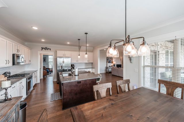 139 Compton St, Gallatin, TN 37066
