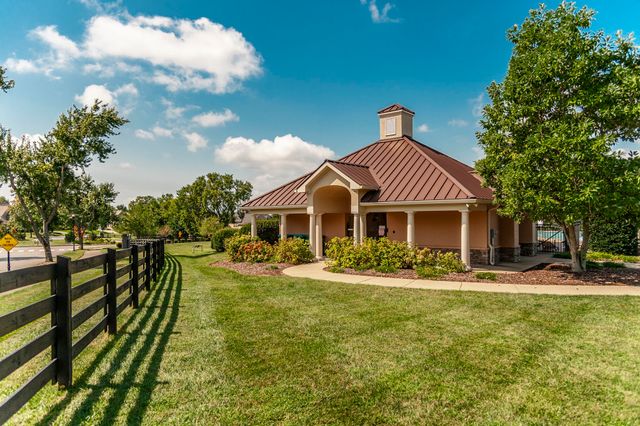 139 Compton St, Gallatin, TN 37066