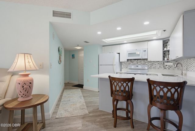 3013 S Atlantic Ave Apt 902, Daytona Beach Shores, FL 32118