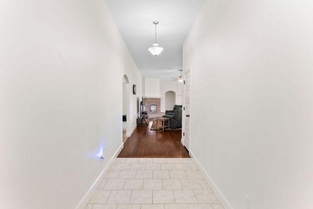 1740 Betenbough Way, Webb City, MO 64870