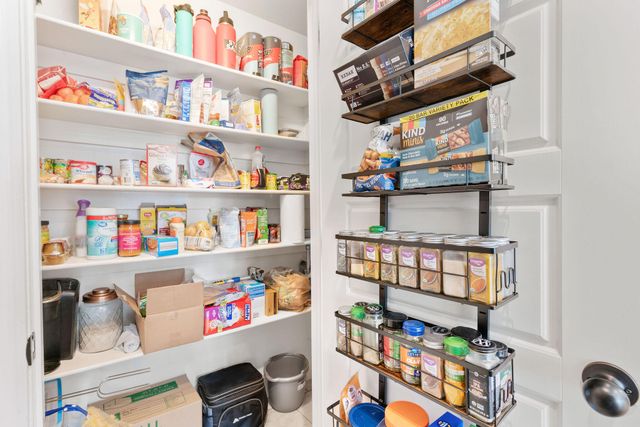 1740 Betenbough Way, Webb City, MO 64870