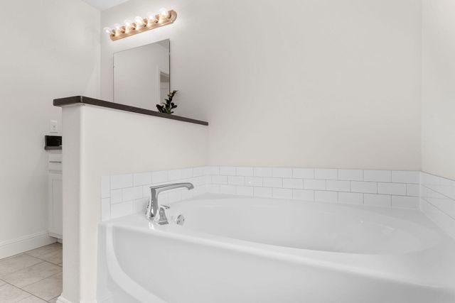 1740 Betenbough Way, Webb City, MO 64870