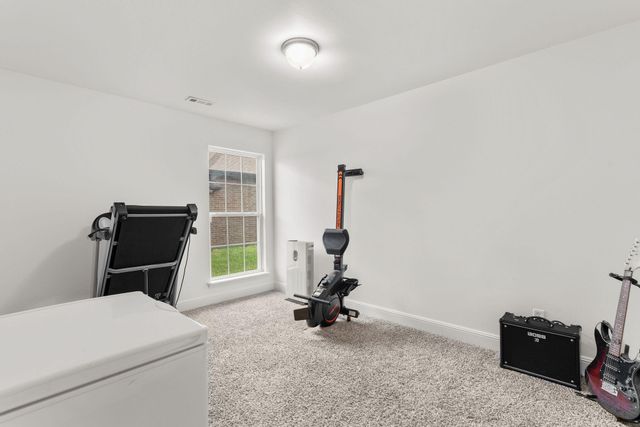 1740 Betenbough Way, Webb City, MO 64870