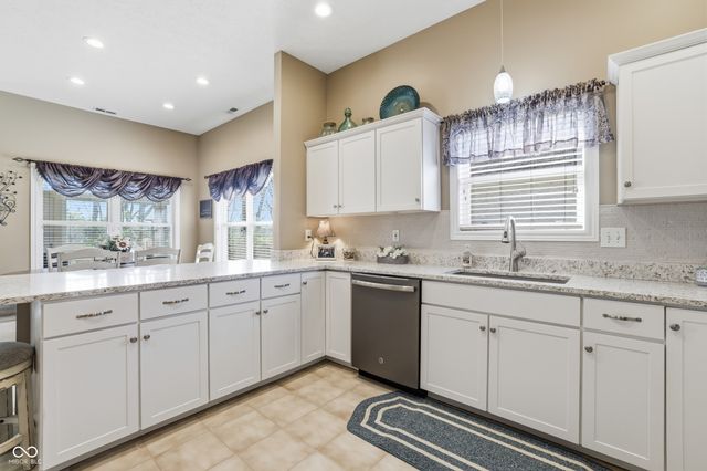 5975 S County Road 700 E, Plainfield, IN 46168