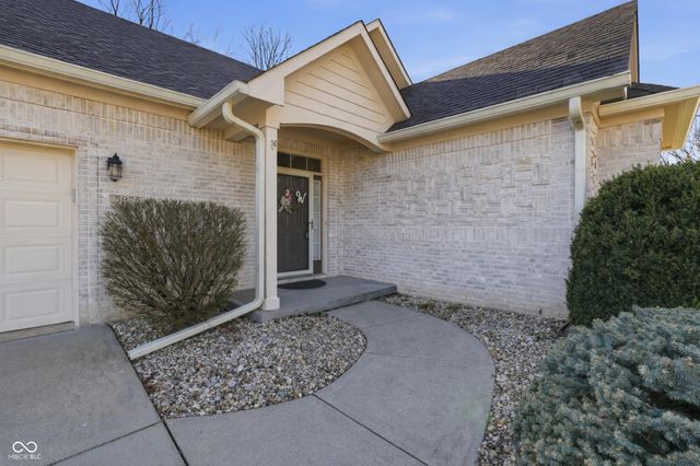 5975 S County Road 700 E, Plainfield, IN 46168