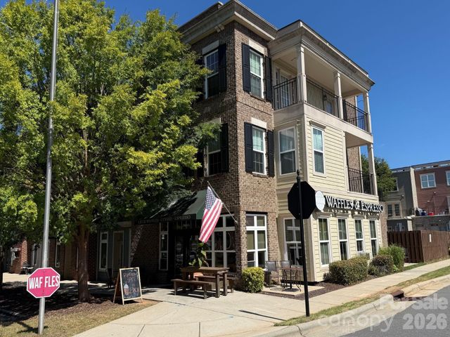 9533 Longstone Lane, Charlotte, NC 28277