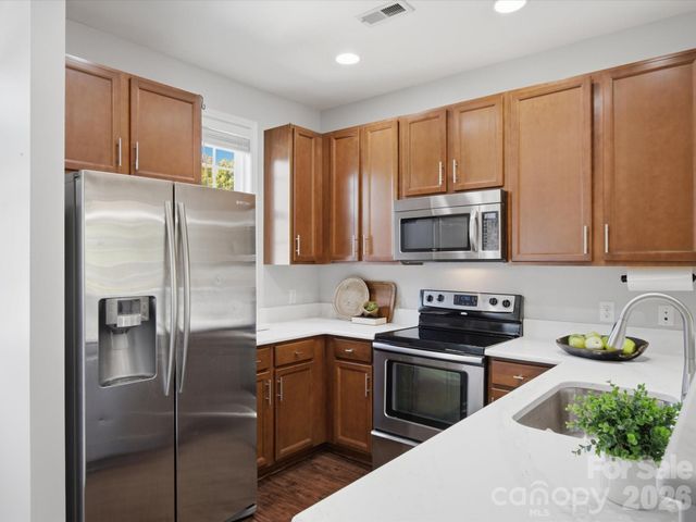 9533 Longstone Lane, Charlotte, NC 28277
