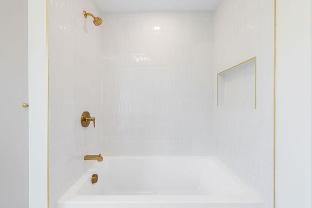 28 Howard St 1, Waltham, MA 02451