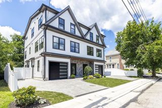 28 Howard St 1, Waltham, MA 02451
