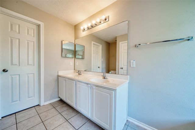 2907 Hackamore, Houston, TX 77014