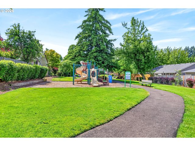 17765 Sw NELS Dr, Sherwood, OR 97140