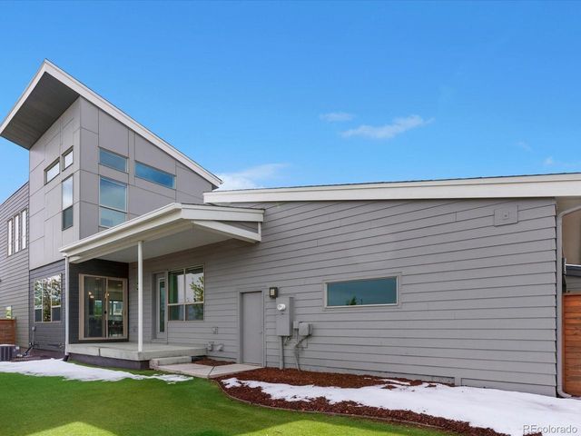 5547 Valentia St, Denver, CO 80238