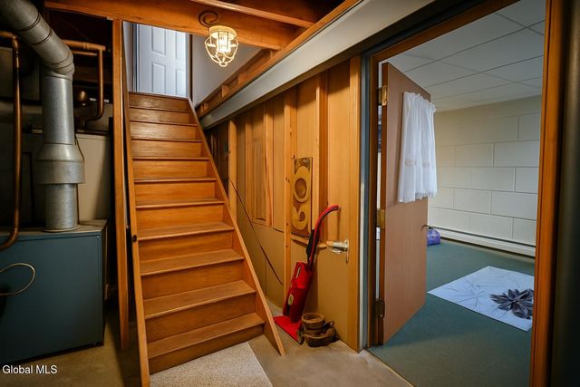 1420 Nelson Street, Schenectady, NY 12306