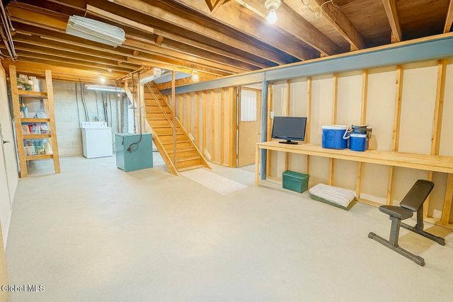 1420 Nelson Street, Schenectady, NY 12306