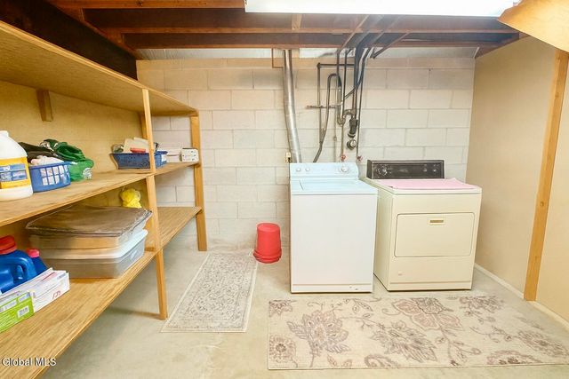 1420 Nelson Street, Schenectady, NY 12306