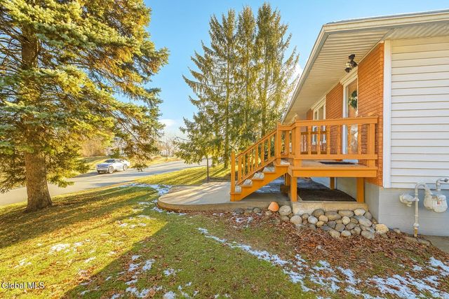 1420 Nelson Street, Schenectady, NY 12306