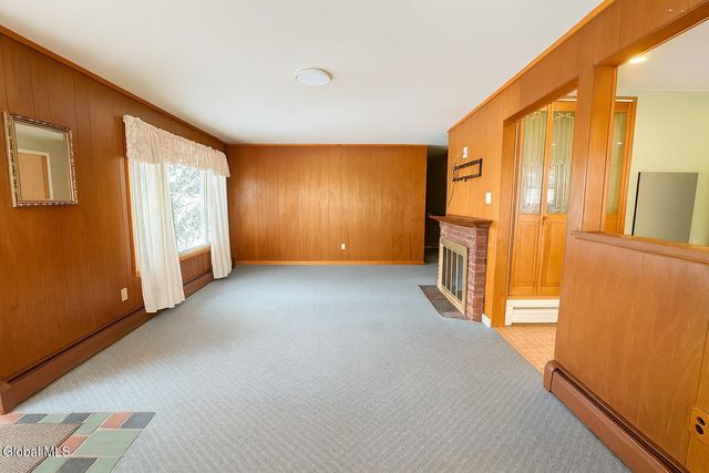 1420 Nelson Street, Schenectady, NY 12306