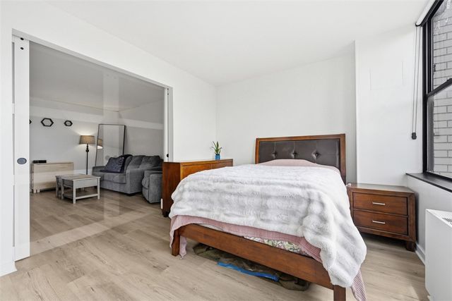 112 Washington Place 19C, Downtown Pgh, PA 15219