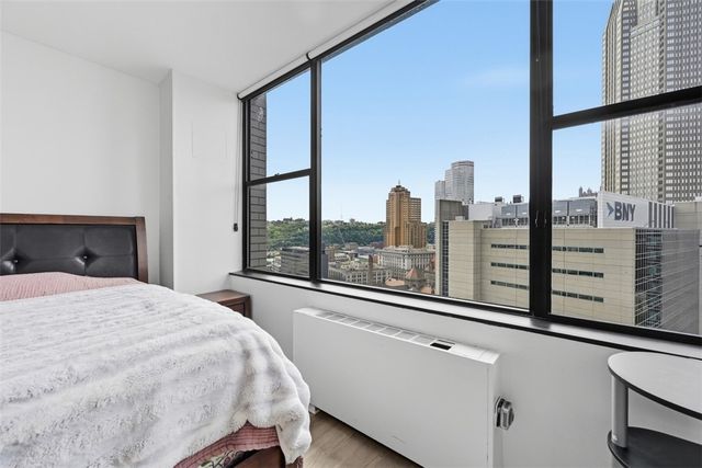 112 Washington Place 19C, Downtown Pgh, PA 15219