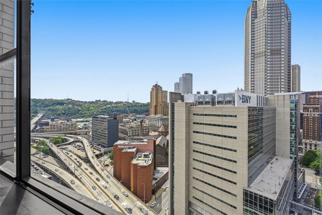 112 Washington Place 19C, Downtown Pgh, PA 15219