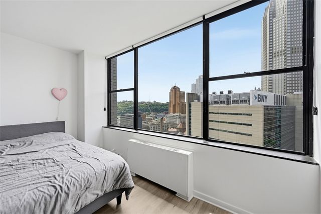 112 Washington Place 19C, Downtown Pgh, PA 15219