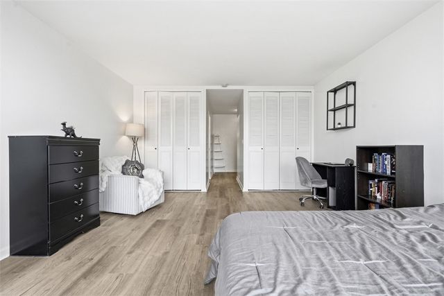 112 Washington Place 19C, Downtown Pgh, PA 15219