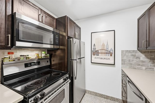 112 Washington Place 19C, Downtown Pgh, PA 15219