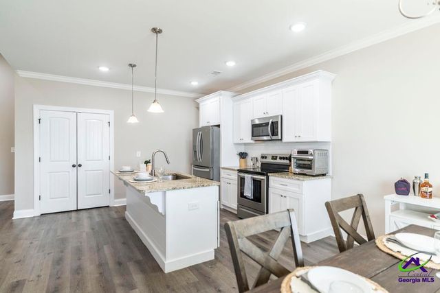 100 Sutter Butte Place, Bonaire, GA 31005
