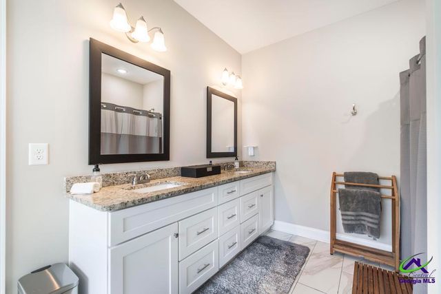 100 Sutter Butte Place, Bonaire, GA 31005