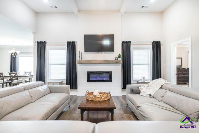 100 Sutter Butte Place, Bonaire, GA 31005