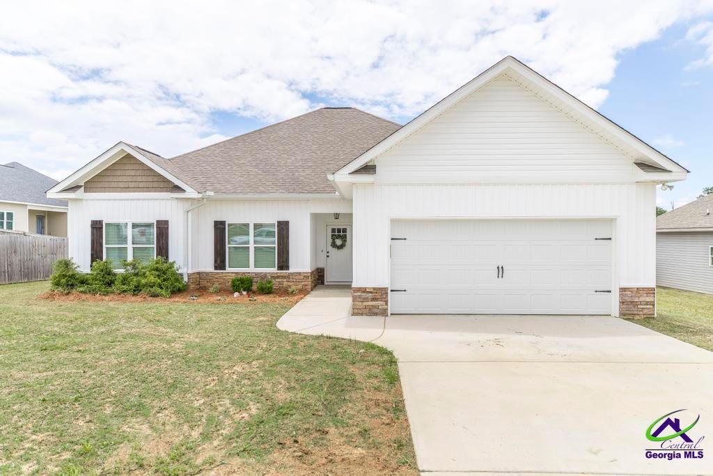 100 Sutter Butte Place, Bonaire, GA 31005