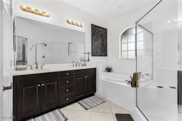 5680 Chelsey LN 201, Fort Myers, FL 33912