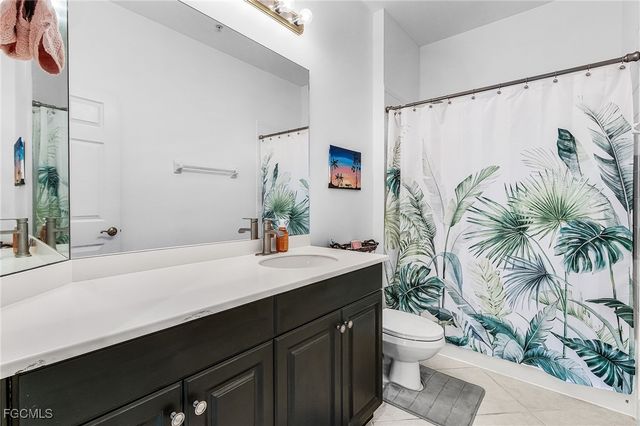 5680 Chelsey LN 201, Fort Myers, FL 33912