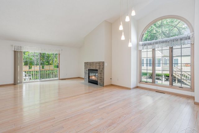 37 Willow Pond Drive, Saginaw, MI 48603