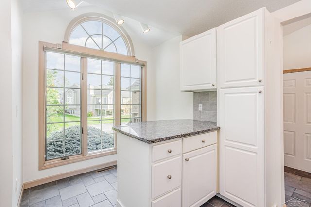 37 Willow Pond Drive, Saginaw, MI 48603